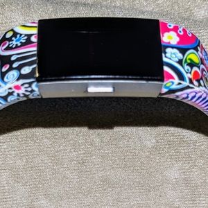 Women's Fitbit Health & Fitness Tracker Silicone Fashion Paisley Design Band